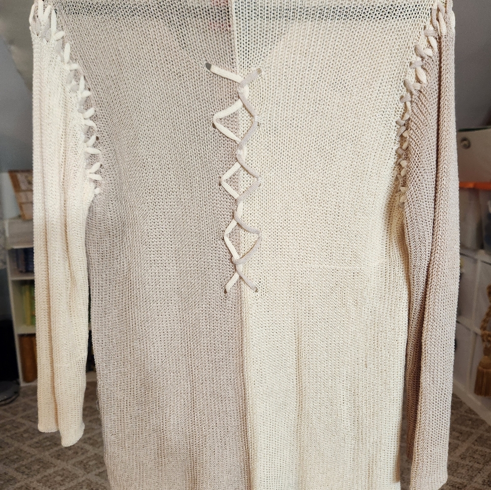 Lightweight sweater